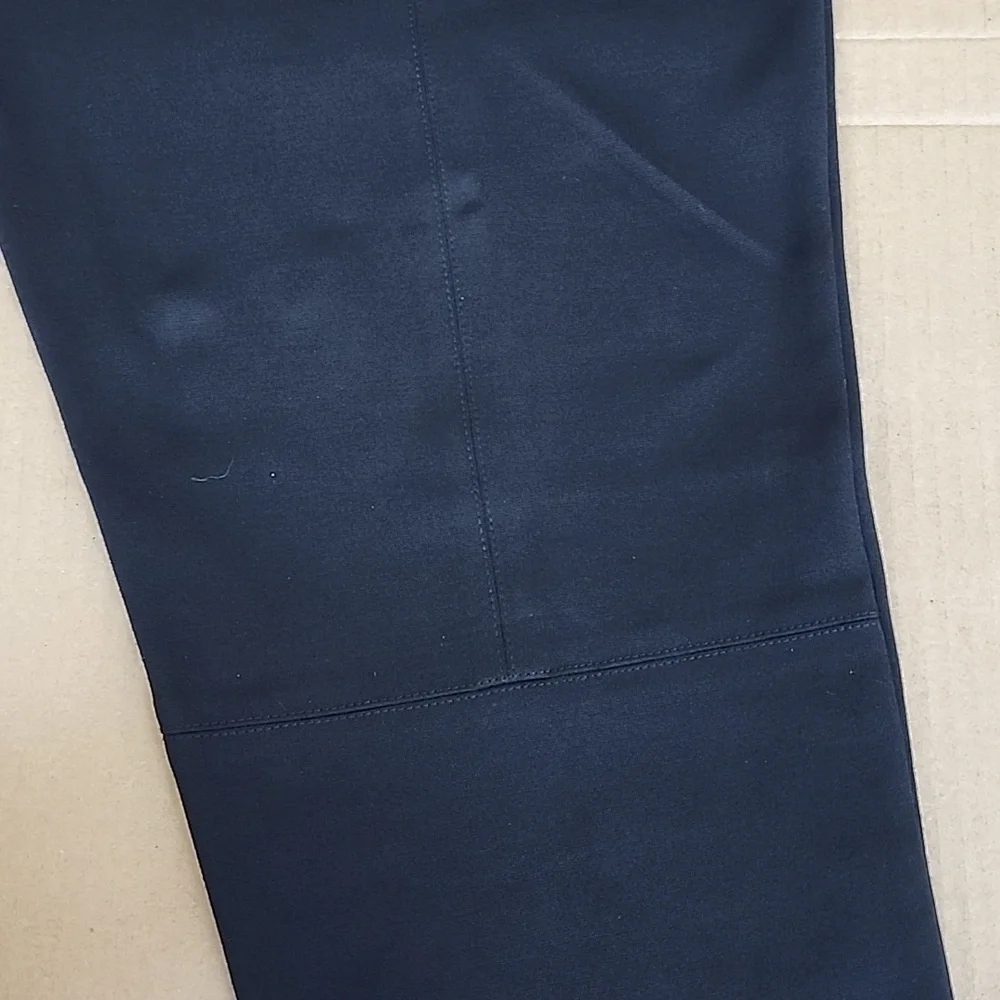 Vince Camuto pull on black skinny leg pants-M - Picture 3 of 7